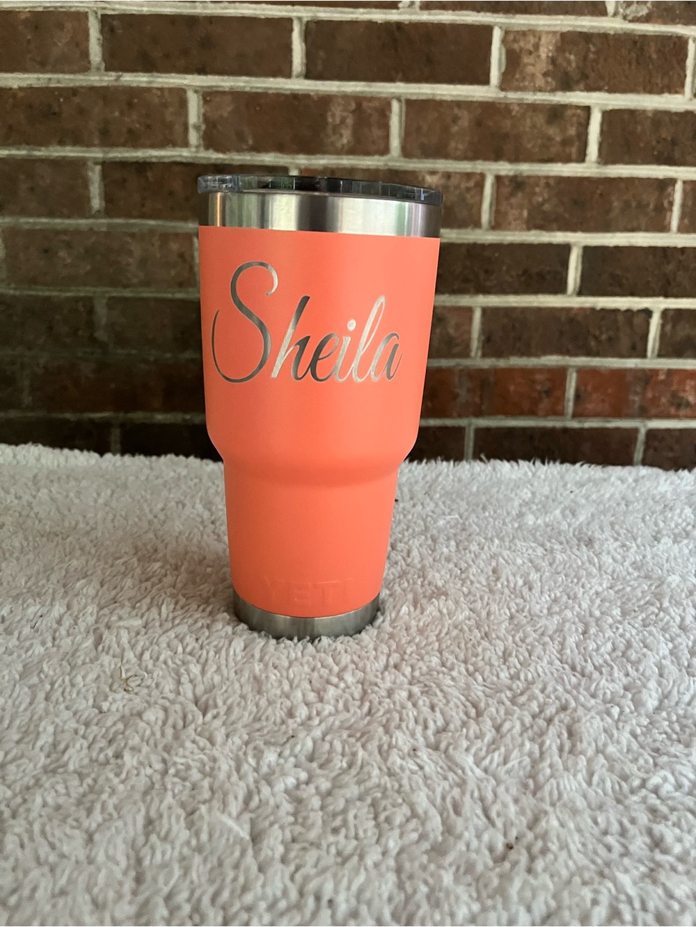 A YETI Rambler 30 oz Tumbler For Sheila! Coral Magslider Lid Laser Engraved - Picture 1 of 9